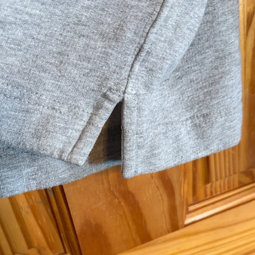 J. Crew Heathered Gray Authentic Fleece Men’s Medium